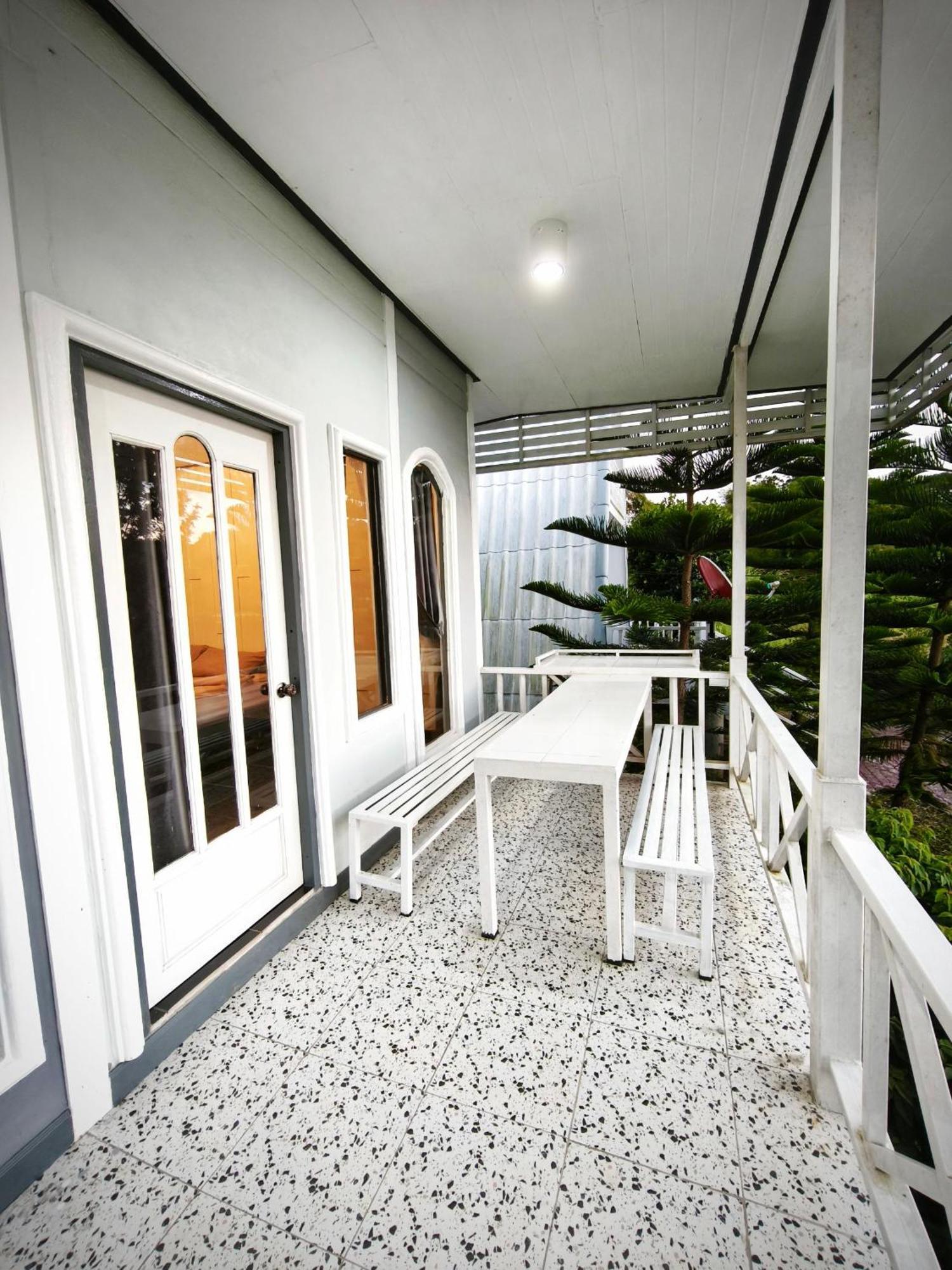 Boat And House Resort Khao Kho Rum bild